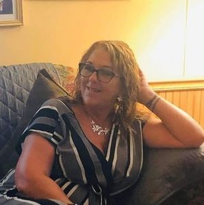 Meet your Posher, Roni